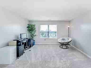 Building Photo - 8125 Lomas Pass