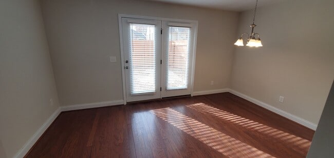 Building Photo - 1445 Brookwood Dr