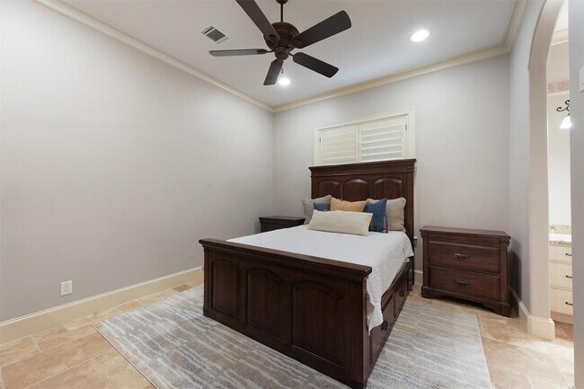 Building Photo - 12375 Tramonto Dr