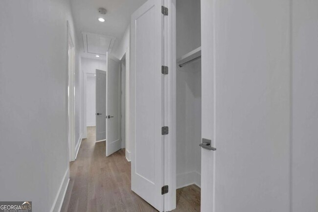 Building Photo - 2964 Old Peachtree Rd NE