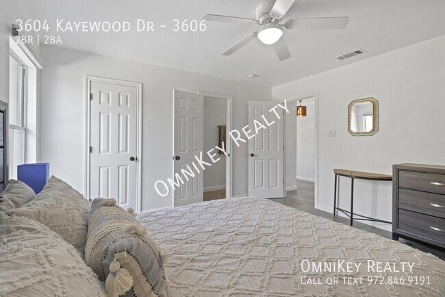 Building Photo - 3604 Kayewood Dr