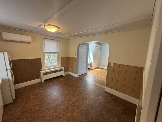 Building Photo - *** Studio Apartment for Rent – Historic Bath, Maine ***