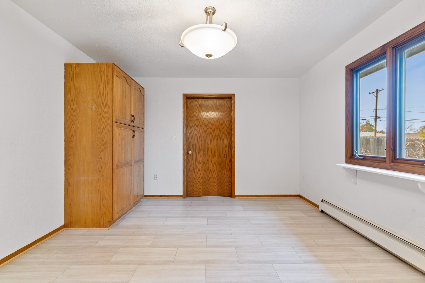Dining Room - 175 N 10th Ave