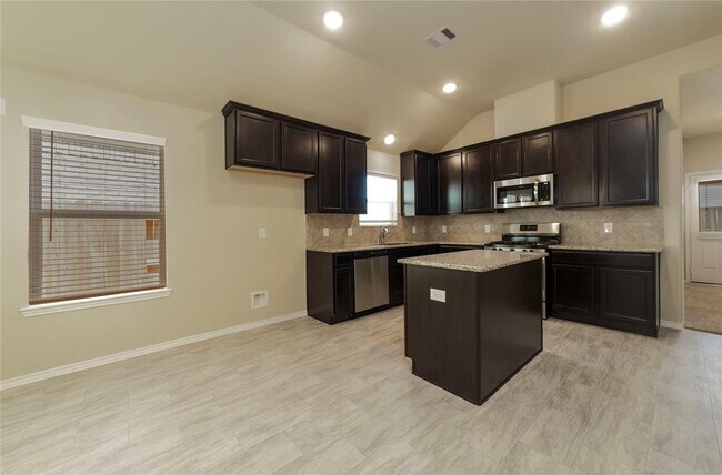 Building Photo - 21283 Catalina Palm Dr