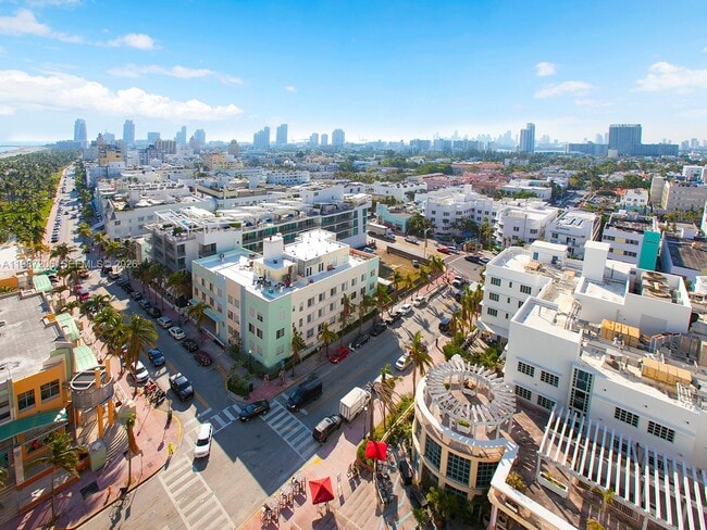 Building Photo - 1500 Ocean Dr