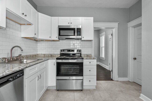 Building Photo - 3815 Wyoming St