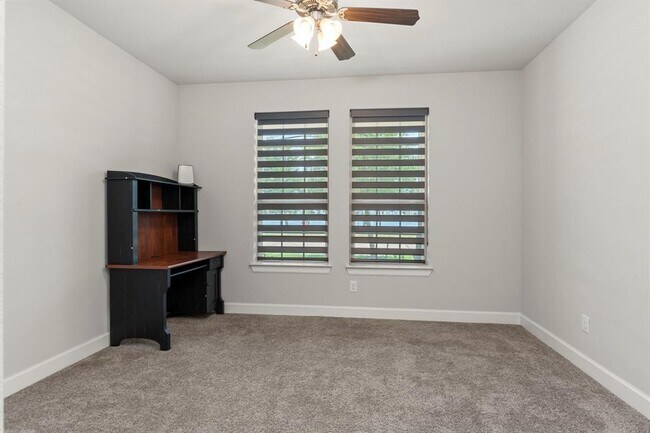 Building Photo - 3010 Tranquility Lake Estates Blvd