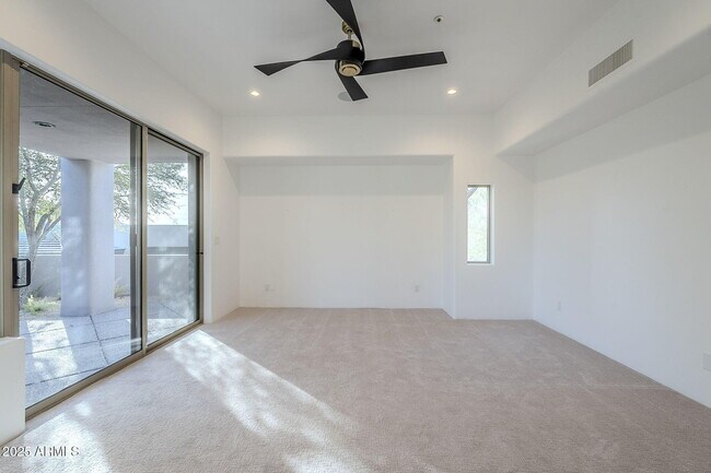 Building Photo - 41327 N 106th St