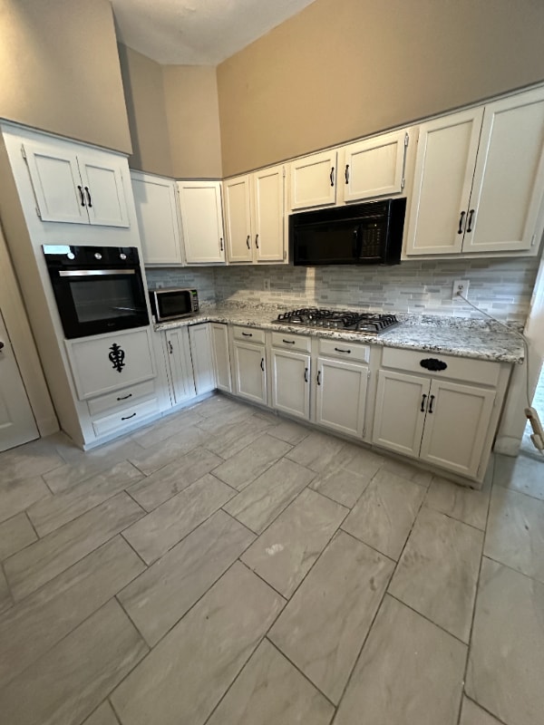 Building Photo - 7209 St Charles Ave