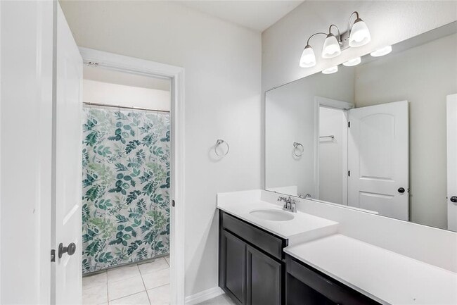 Building Photo - 332 Zuma Dr