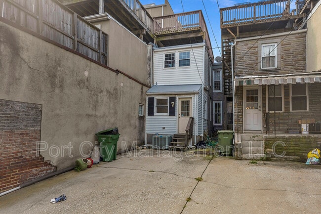 Building Photo - 426 E Fort Ave