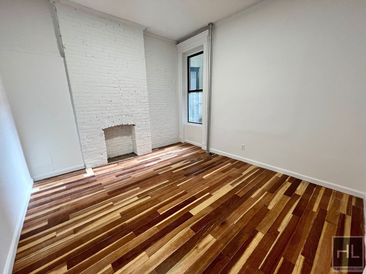 Building Photo - 3.5BR 1BA Floor-Through By Fort Greene Park