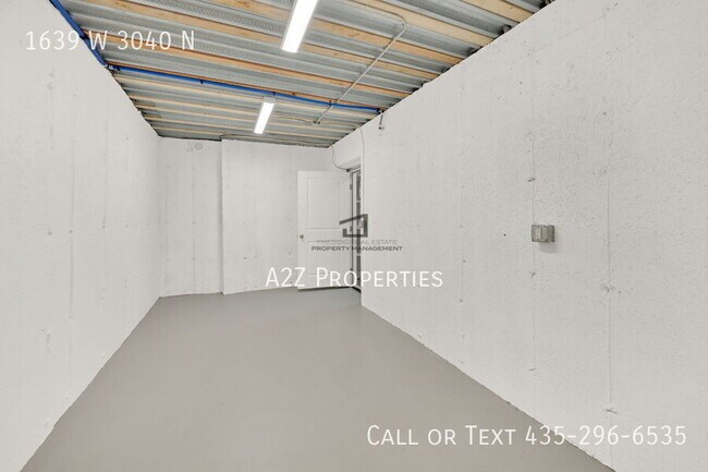 Building Photo - 1639 W 3040 N St