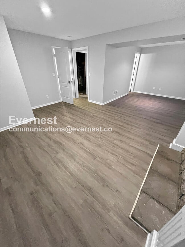 Building Photo - 13033 S Cardiff St