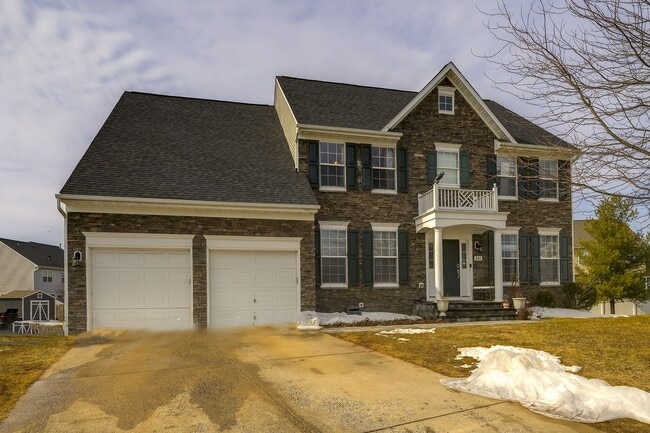 Building Photo - Luxurious Single Family Home in Emerald Farm