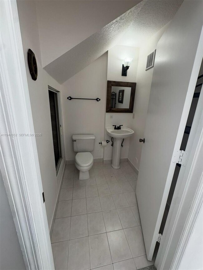 Building Photo - 14311 SW 96th St