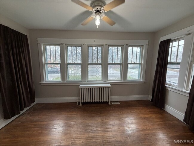 Building Photo - 41 Crestwood Ave