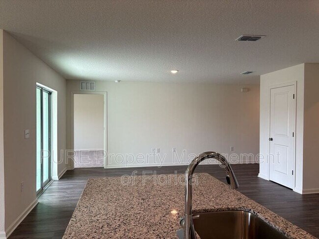 Building Photo - 2383 NW 22nd Ct