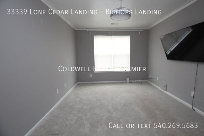 Building Photo - 33339 Lone Cedar Landing