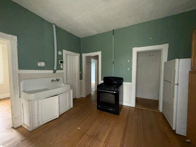 Building Photo - 1127 N 26th St