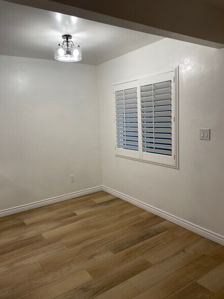 Building Photo - 1024 Loring St