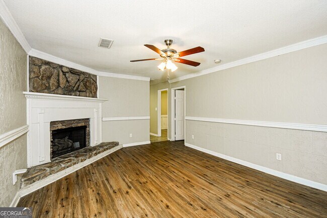 Building Photo - 1622 Blackwell Rd