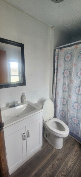 Building Photo - 27511 US-31