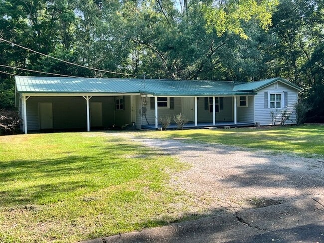 Primary Photo - 3731 W Rollins St