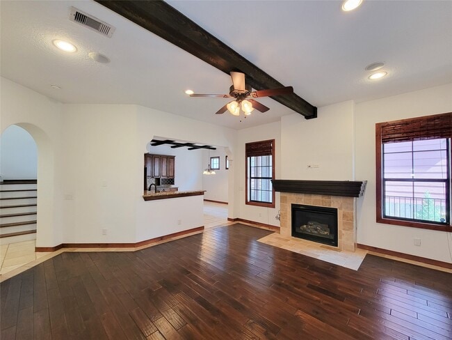 Building Photo - 1801 W 24th St