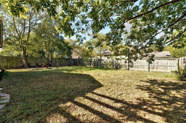 Building Photo - 5804 Cedardale Dr
