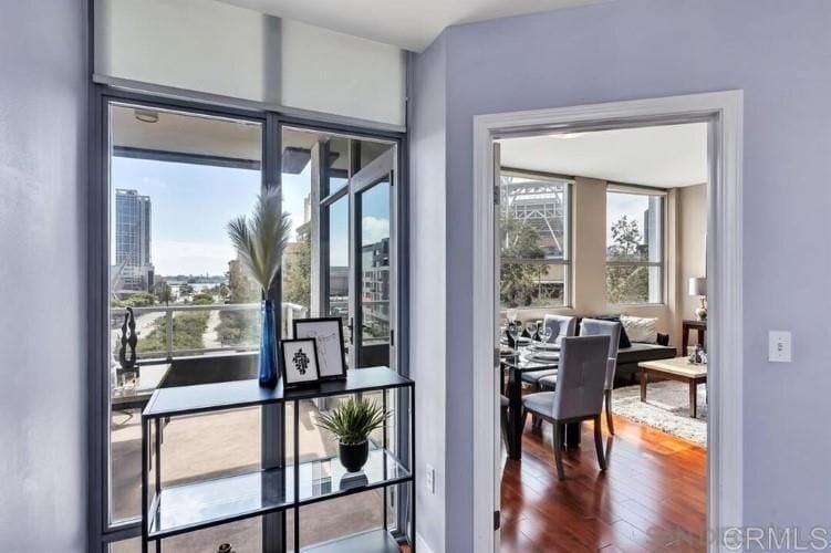 Building Photo - 206 Park Blvd