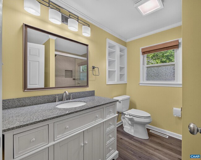 Building Photo - 625 S Spotswood Trail