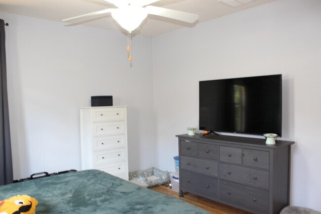 Building Photo - 682 Brooke Hampton Dr