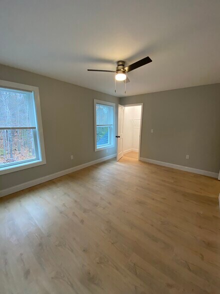 Building Photo - 16 Lumberjack Dr