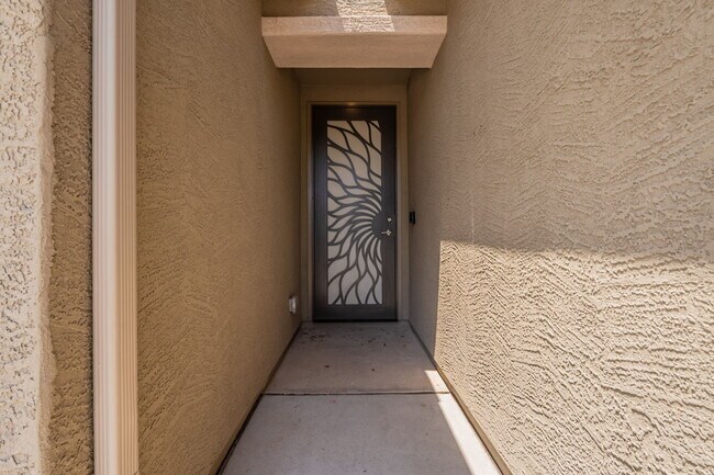 Building Photo - 9616 E Tango Ave
