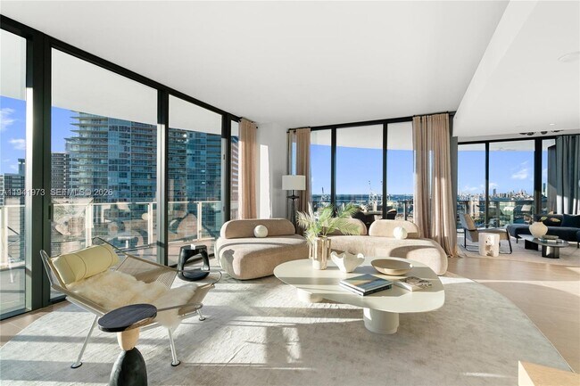 Building Photo - 500 Alton Rd