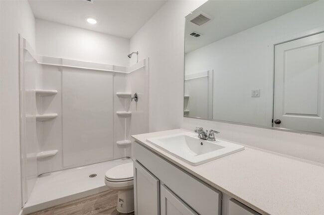 Building Photo - 6224 Sandpiper Ln