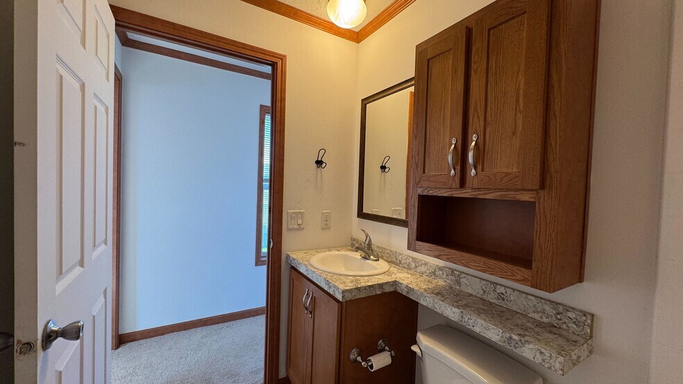 Building Photo - 2028 Mockingbird Pl NW