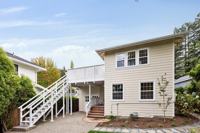 Building Photo - 550 Ethel Ave