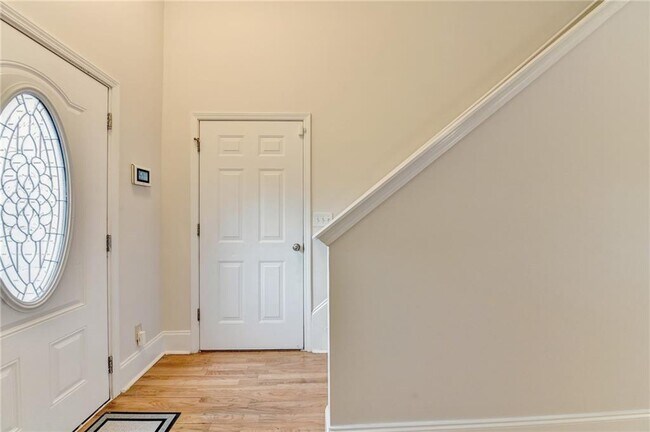 Building Photo - 3112 Sentinel Cir