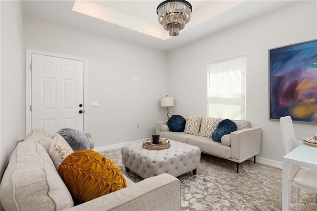 Building Photo - 18 N 43rd St