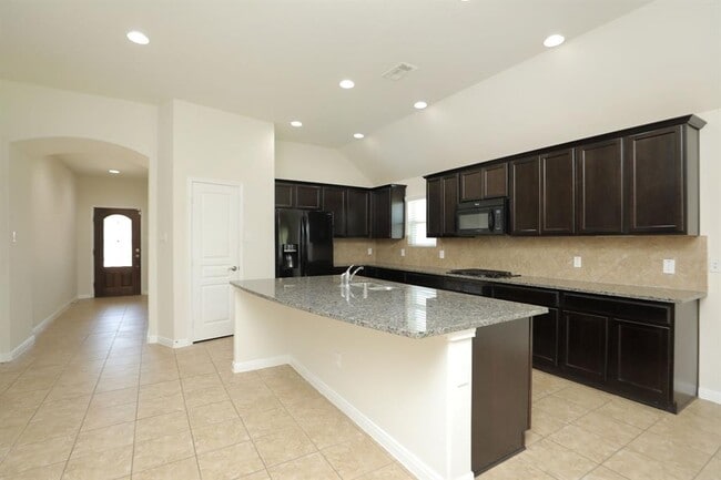 Building Photo - 4802 Elenas Bend Ct