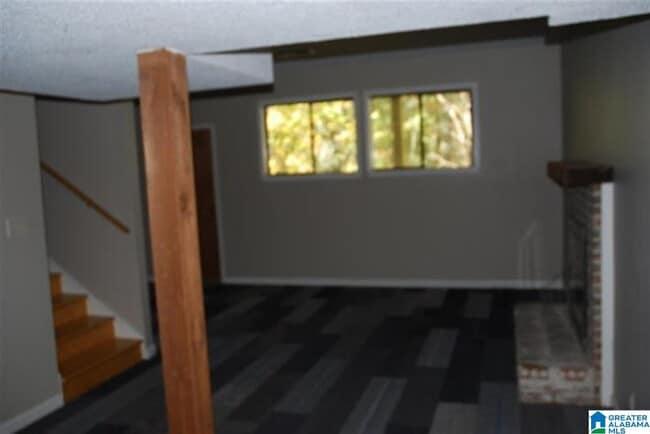 Building Photo - 5136 Selkirk Dr