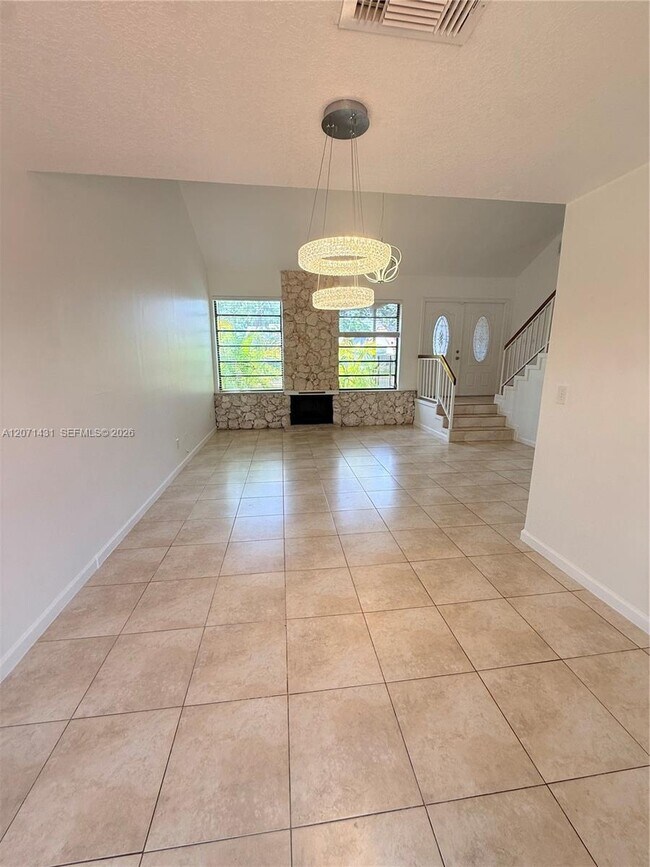 Building Photo - 9645 SW 148th Pl