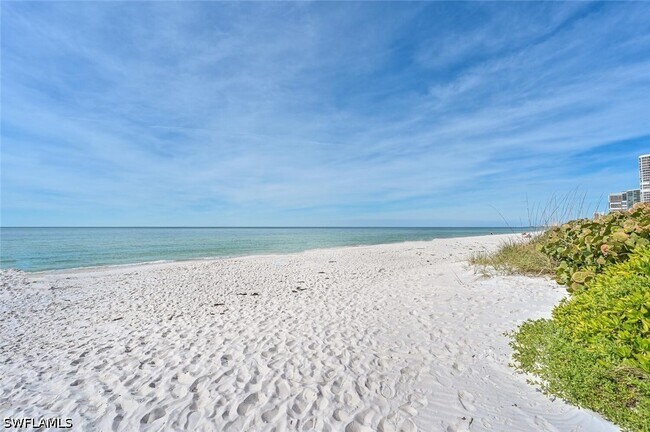 Building Photo - 4751 Gulf Shore Blvd N