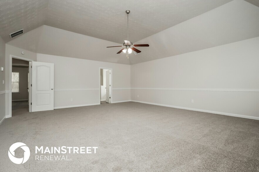 Building Photo - 6384 E Meyer Dr