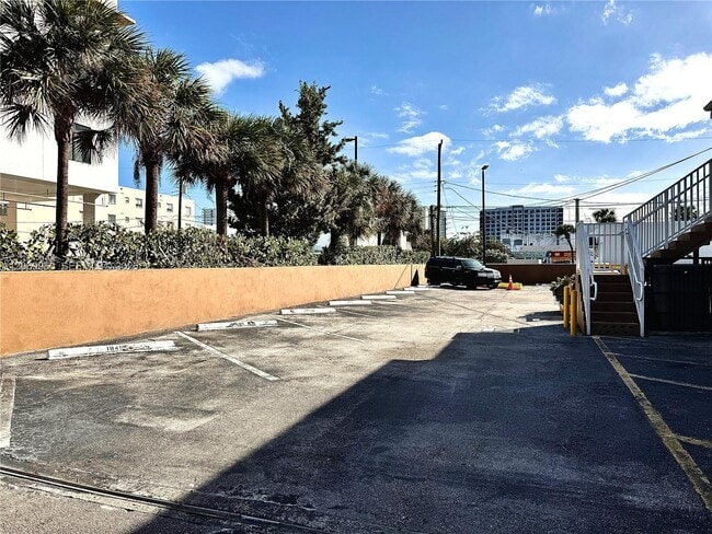 Building Photo - 1837 NW 17th Ave