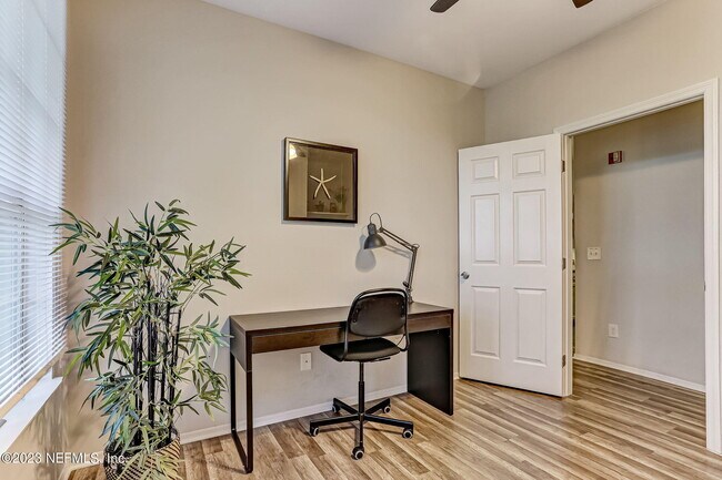 Building Photo - 170 Veracruz Dr