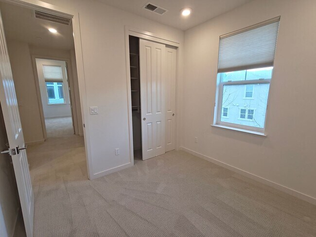 Building Photo - Coming Soon ? Bright, Modern Living in Sunnyvale