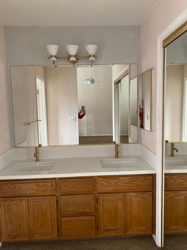 Building Photo - Coming Soon!